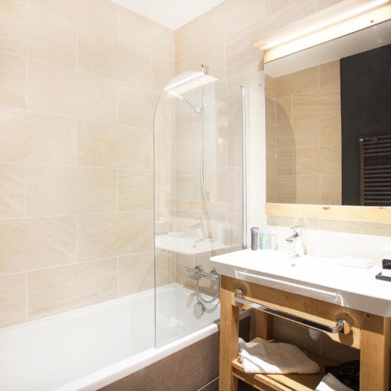 Hotel Saint Charles Val Cenis Lanslebourg-Mont-Cenis Εξωτερικό φωτογραφία