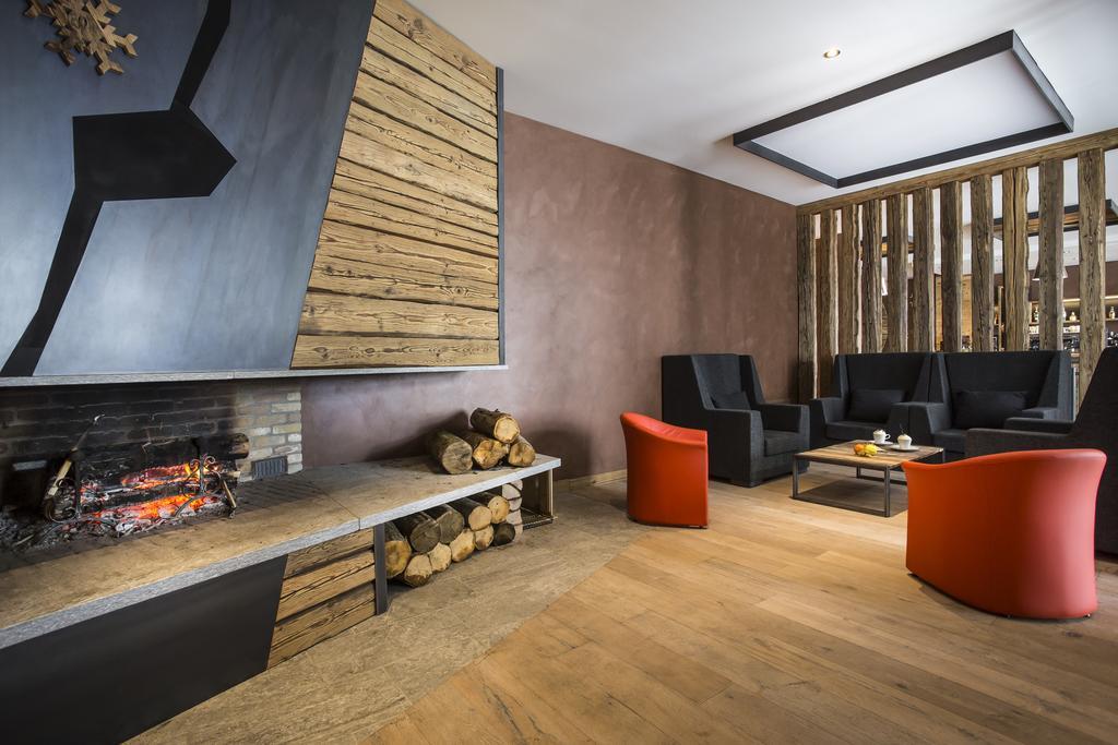 Hotel Saint Charles Val Cenis Lanslebourg-Mont-Cenis Εξωτερικό φωτογραφία